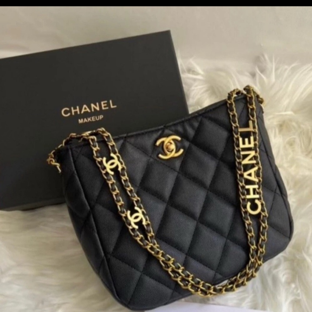 Chanel VIP Makeup Bag - Picture 2 of 7